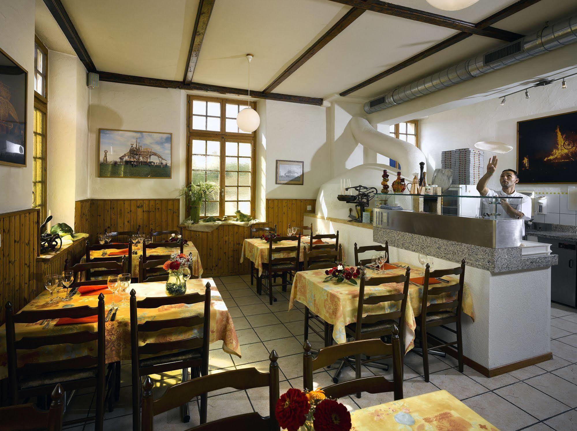 Hotel De La Gare Sugiez Luaran gambar